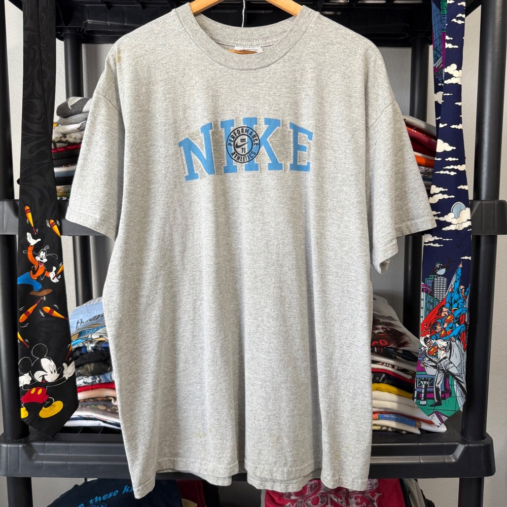90s Heather Gray Nike Performance Athletics Graphic T-Shirt Large Light Marks